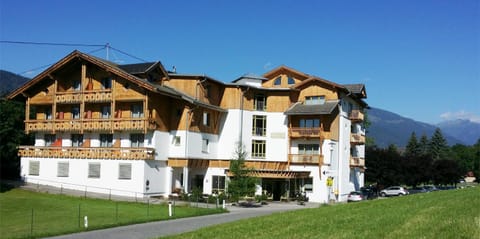 Facade/entrance, Summer