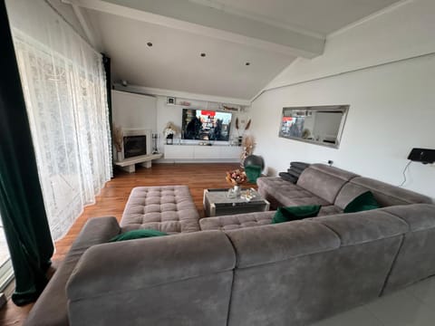 Penhaus apartman Angelus Drage Apartment in Šibenik-Knin County, Croatia