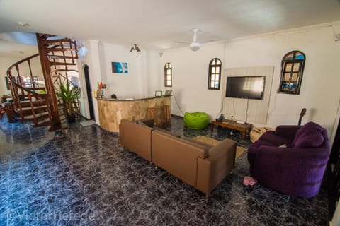 Living room, Lobby or reception