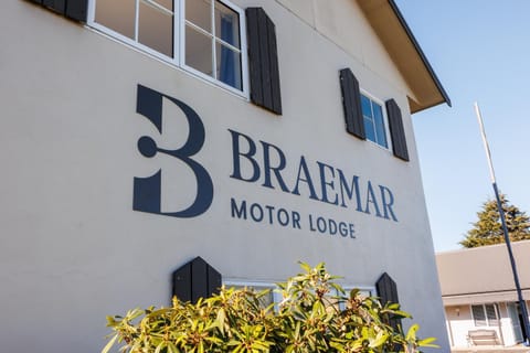 Property logo or sign