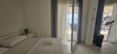 Bedroom, Sea view