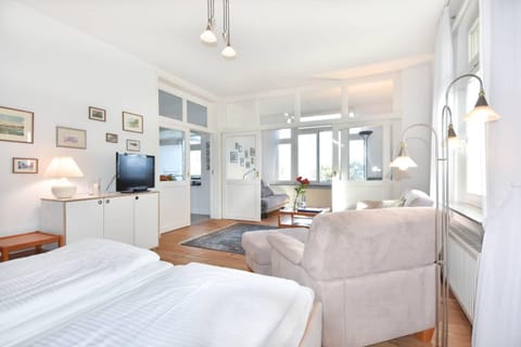 Villa Germania 14 Apartment in Heringsdorf