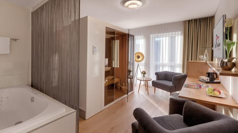 Hotel Moselauen Hotel in Graach an der Mosel