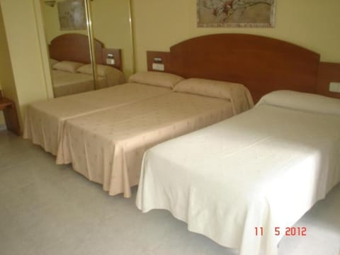 Hotel Piñeiro 2 Estrellas Superior Hotel in O Salnés