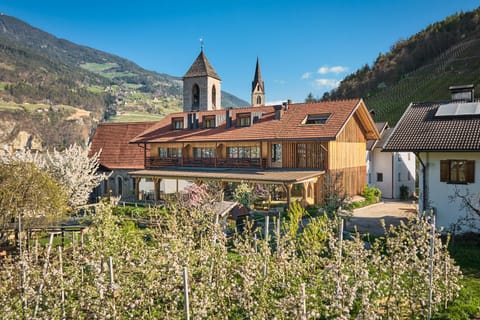 Property building, Spring, Natural landscape, Mountain view
