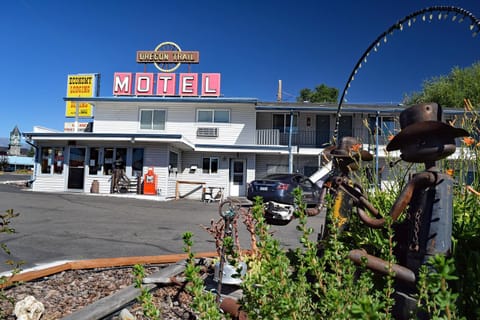 Oregon Trail Motel and Restaurant Motel in Baker City