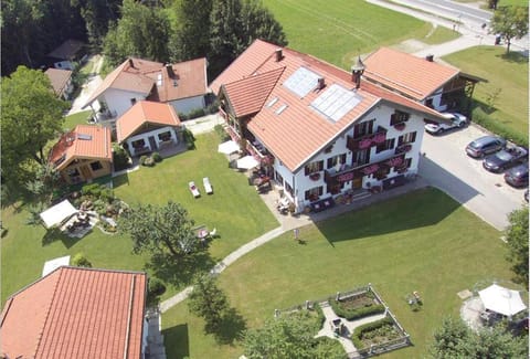 Gästehaus Lechner Bed and Breakfast in Aschau im Chiemgau