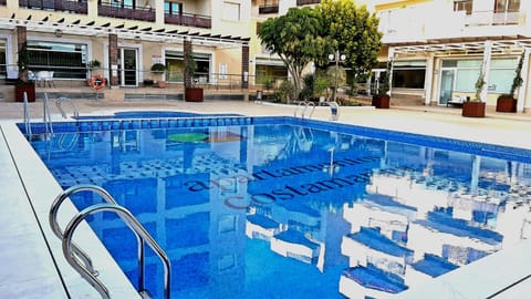 Patio, Restaurant/places to eat, Facade/entrance, Lobby or reception, Lounge or bar, Swimming pool