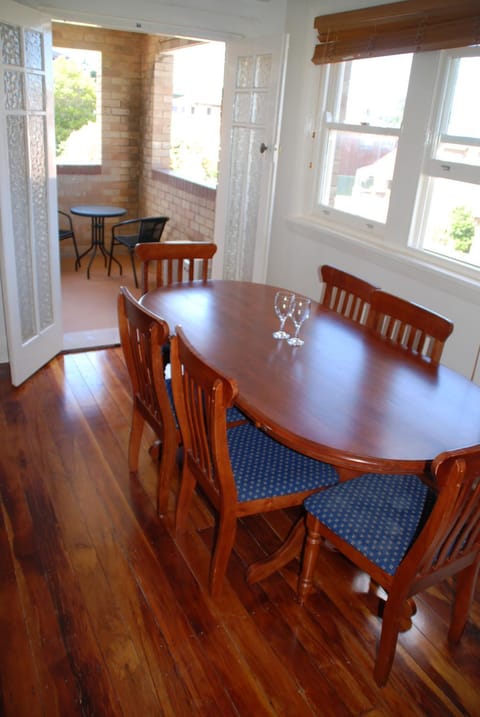 Balcony/Terrace, Dining area