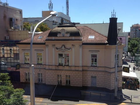 Property building, Bird's eye view