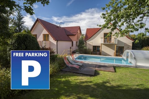 Garden, Garden view, Pool view, Swimming pool