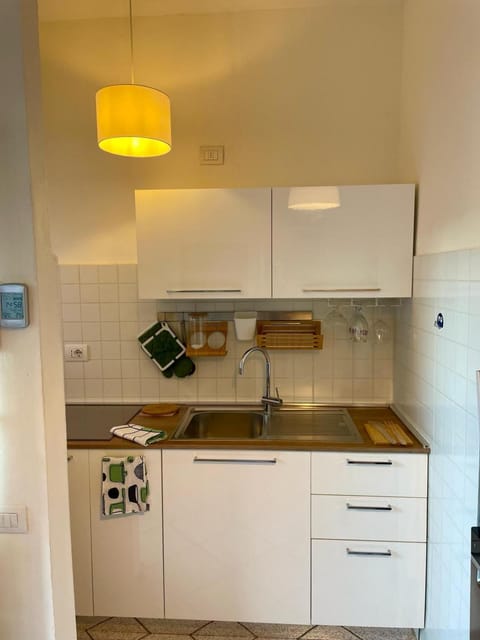 Kitchen or kitchenette, stove, kitchen