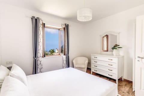 Villa Mimosa Rustic Elegance Views & Pool Villa in Massa Lubrense