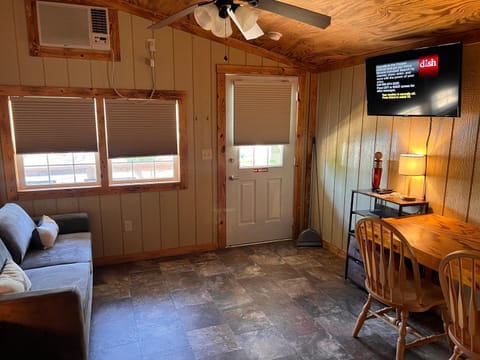 Buddy's Harbor Resort in Lake of the Ozarks