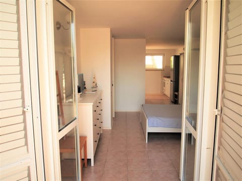 Kitchen or kitchenette, Living room, Bedroom