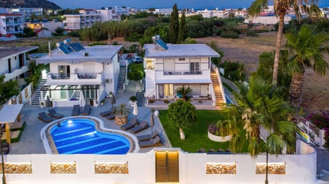 Property building, Bird's eye view, Garden, Garden view