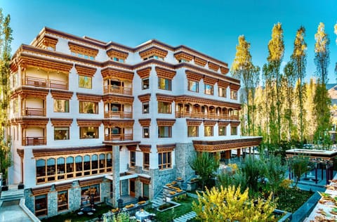 Property building, Garden view