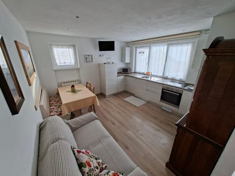 Casa Gialla House in Trentino-South Tyrol