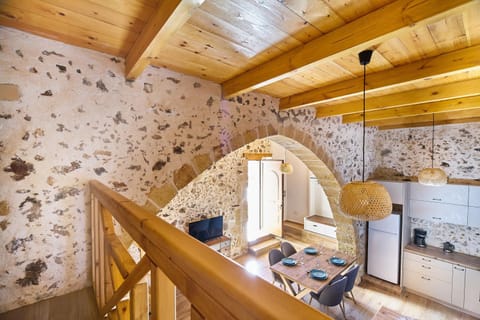 TV and multimedia, Photo of the whole room