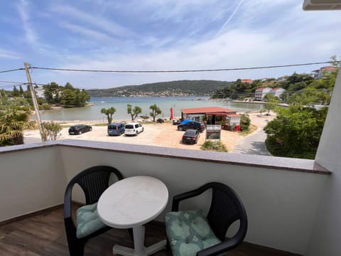 Apartmani Premijer-Rab Apartment in Supetarska Draga