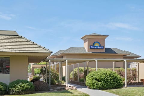 Property building, On site