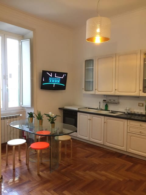 Varese Guest House Bed and Breakfast in Rome