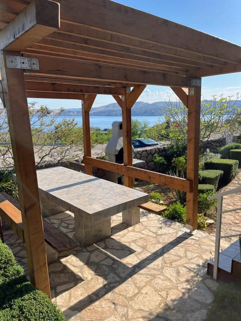 BBQ facilities, Balcony/Terrace