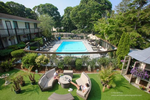 Property building, Pool view, Swimming pool
