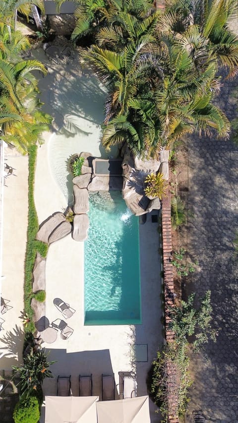 Property building, Swimming pool