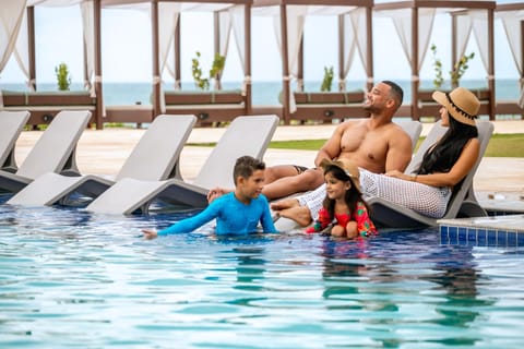 Day, People, Pool view, Swimming pool, children, Family, sunbed