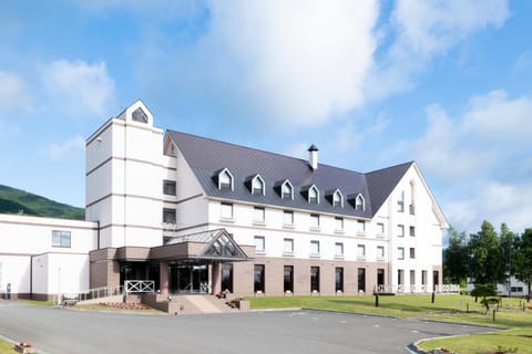 Property building, Natural landscape