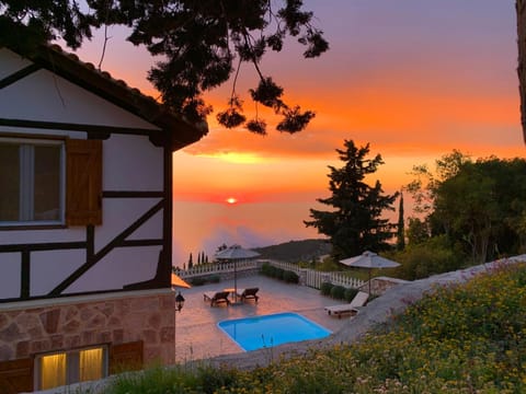 Natural landscape, Pool view, Sea view, Swimming pool, Sunset, sunbed