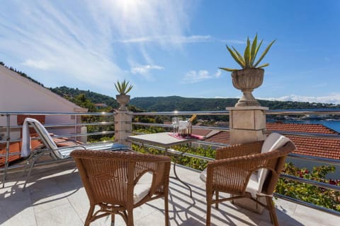 Balcony/Terrace, City view, Sea view