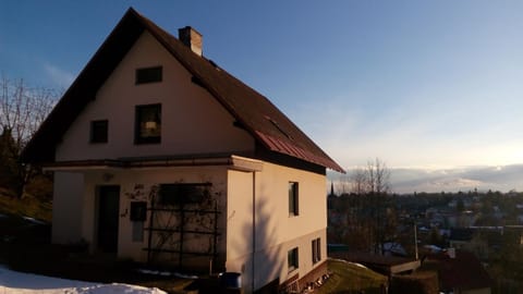Facade/entrance, City view