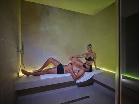 People, Steam room, Spa and wellness centre/facilities