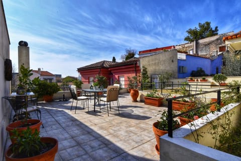 Athens Authentic Elegance at Acropolis Apartment in Plaka