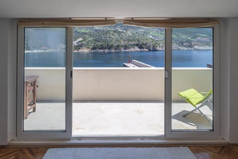 Living room, Sea view