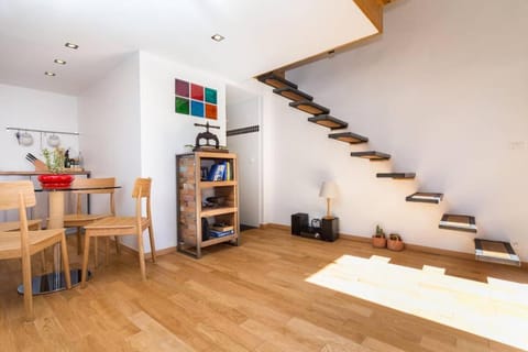 Le Noble in Scenic Villefranche Sur Mer Apartment in Villefranche-sur-Mer