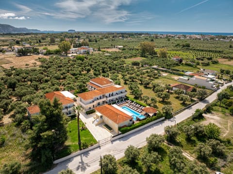 Property building, Bird's eye view, Mountain view, Location