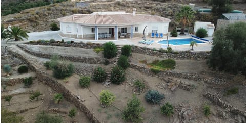 Property building, Bird's eye view, Garden, Garden view, Pool view, sunbed