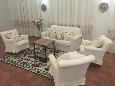 Living room, Lobby or reception, Seating area