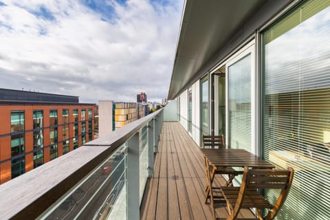 Balcony/Terrace, City view, Landmark view, Street view