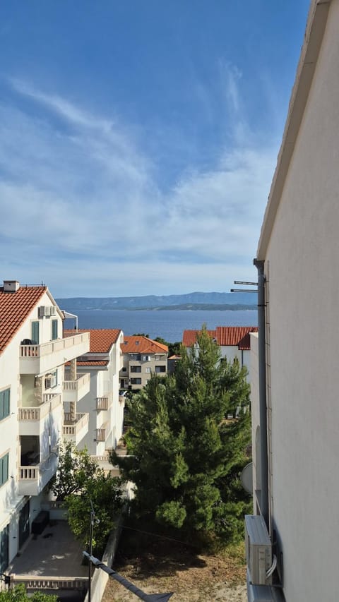 Braccia Apartment in Bol