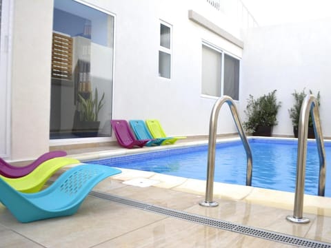 Property building, Swimming pool