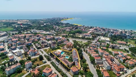 Property building, Day, Bird's eye view, Beach, City view, Sea view, Location