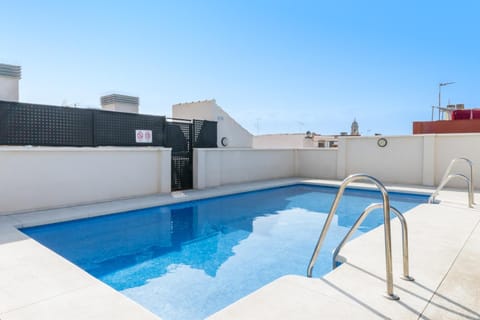Balcony/Terrace, Swimming pool, Swimming pool