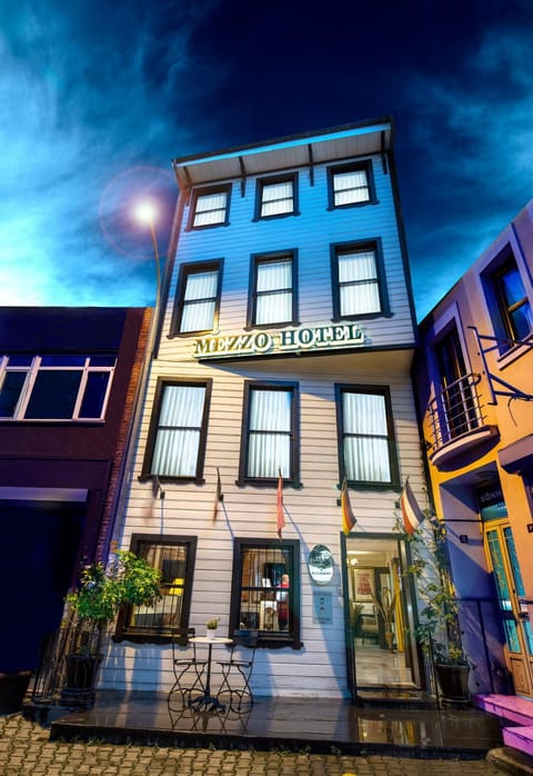 Property building, Facade/entrance