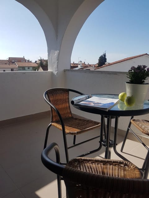 Balcony/Terrace, Seating area, Area and facilities