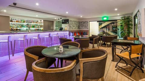 Lounge or bar, On site