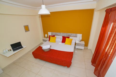 Old Town Alicante Bed and Breakfast in Alicante